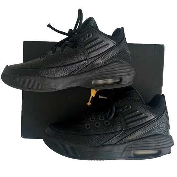 Nike Jordan Max Aura 5 (GS) Black Anthracite Youth Kids Leather Sneakers - Picture 3 of 10